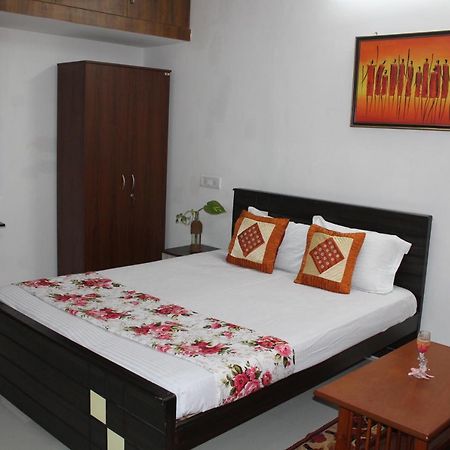 Friendlystay - An Home Stay And Elite Ченнаи Экстерьер фото