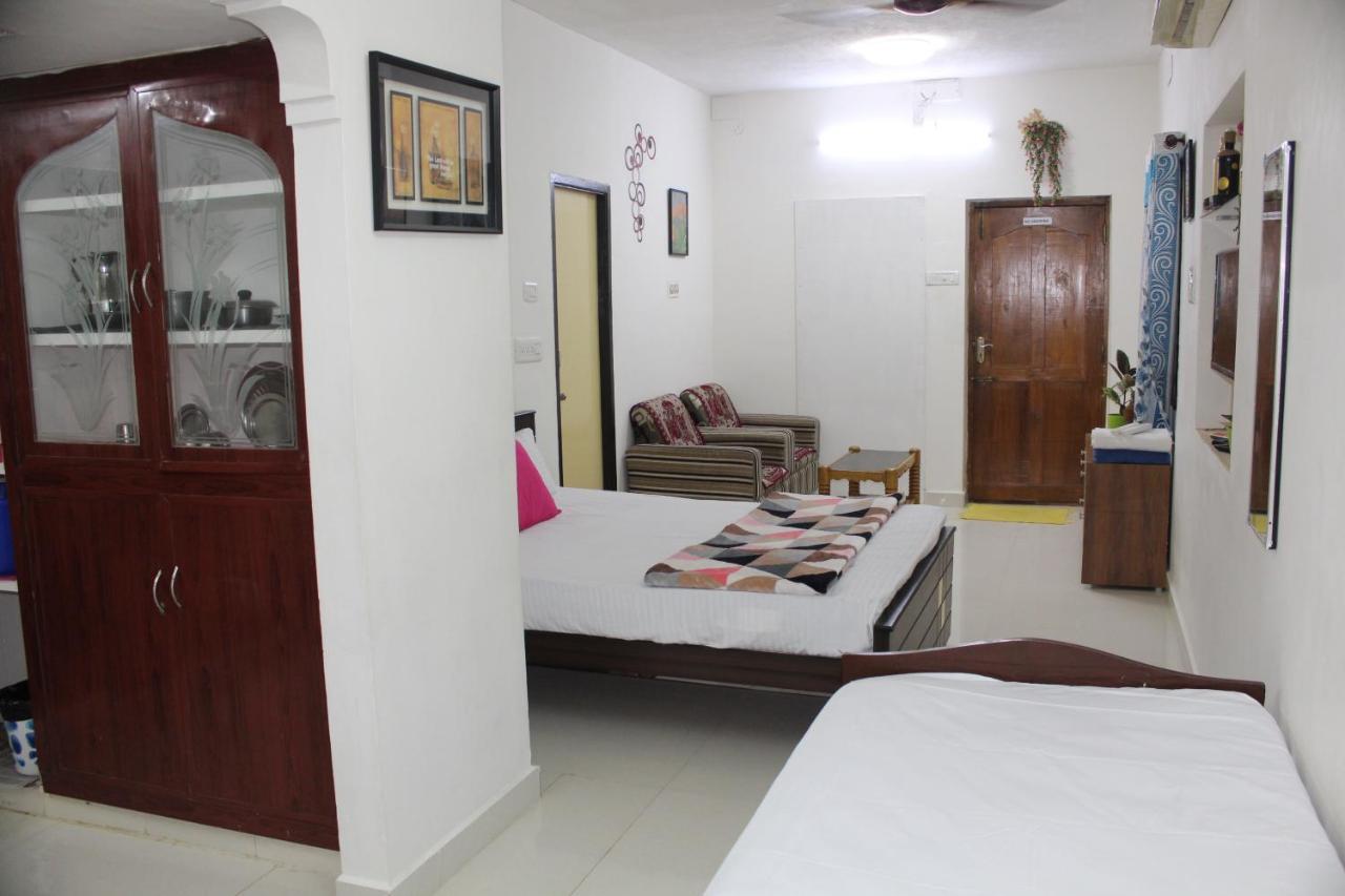 Friendlystay - An Home Stay And Elite Ченнаи Экстерьер фото